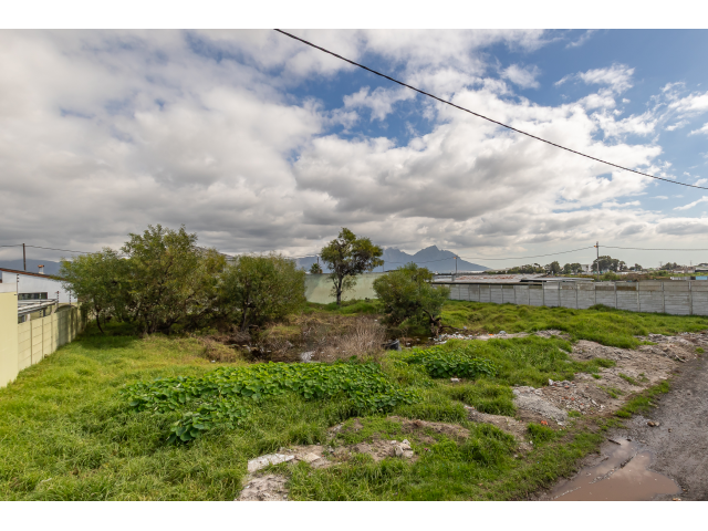 <!--[if BLOCK]><![endif]--> 3  Leek, Highlands Estate, Cape Town <!--[if ENDBLOCK]><![endif]-->